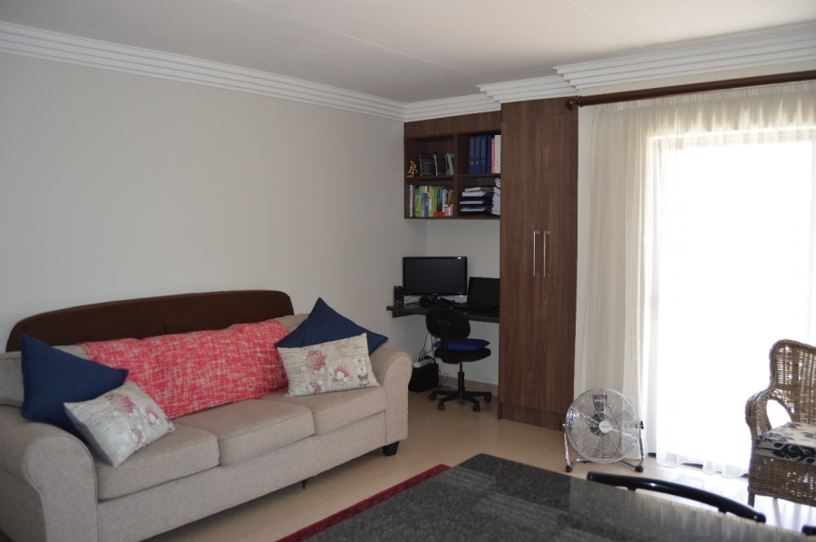 1 Bedroom Property for Sale in Potchefstroom North West